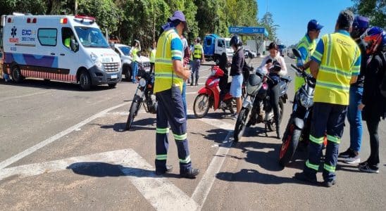 Eixo SP realiza ação especial para Campanha Maio Amarelo