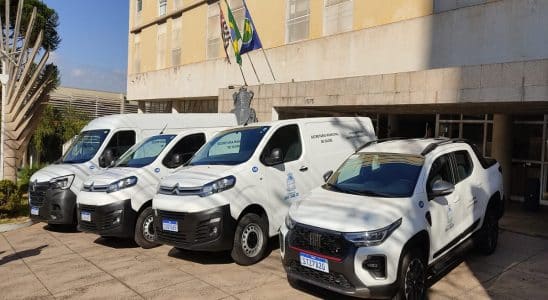 Secretaria de saúde recebe quatro novos carros