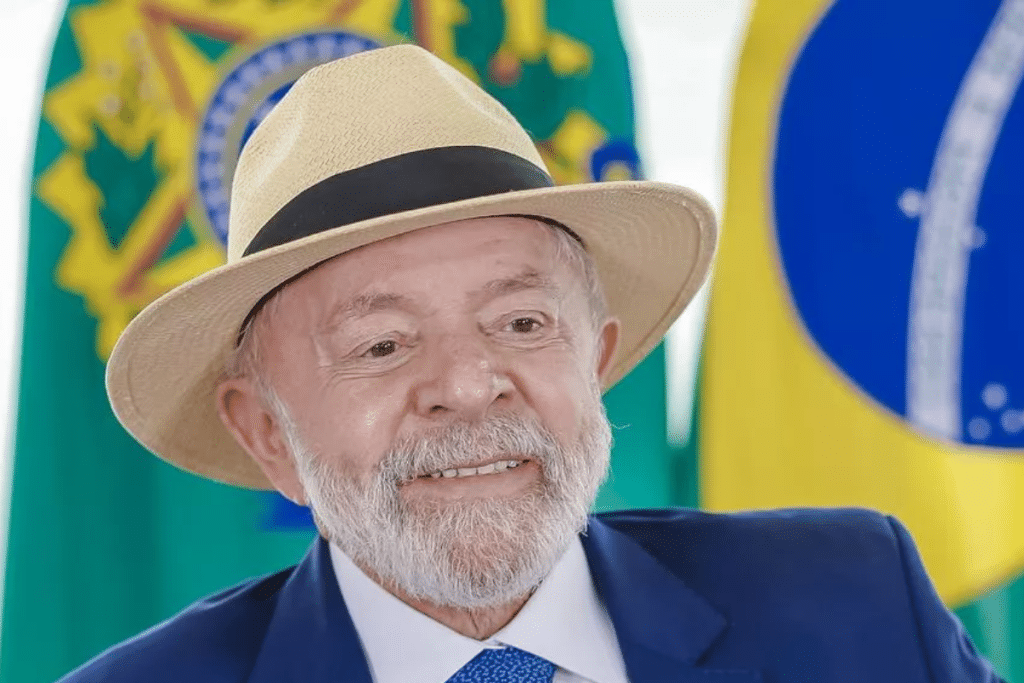 Aprovacao de Lula cai para 24 e atinge pior indice de todos os seus mandatos aponta Datafolha