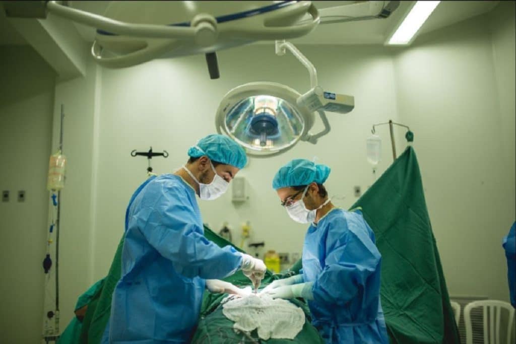 cirurgia 1024x683 1