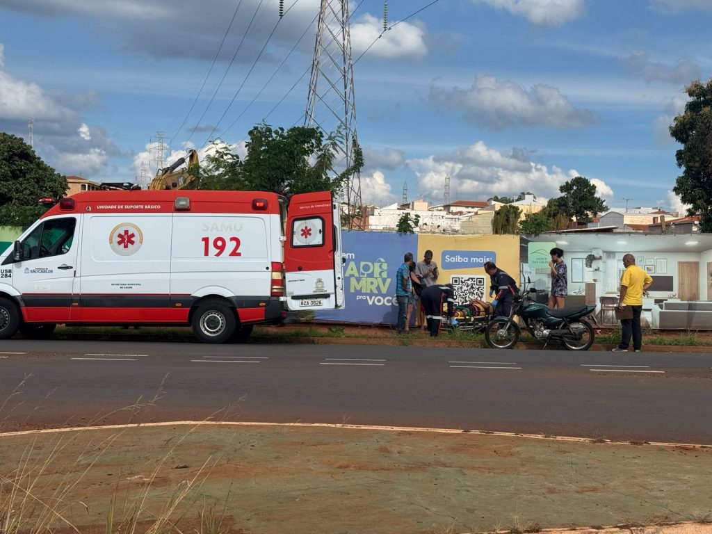 colisao entre onibus e motocicleta deixa homem ferido no botafogo