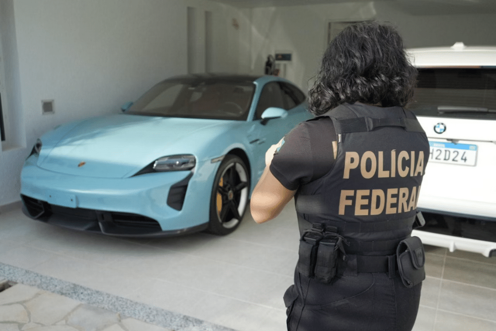 fraude inss carros apreendidos