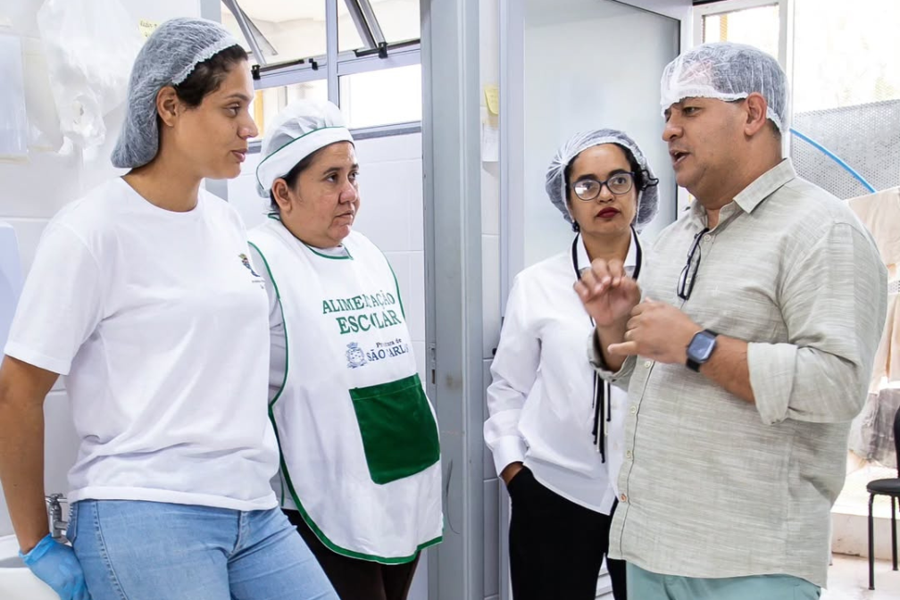 vereador roselei francoso rebate falta de merenda escolar