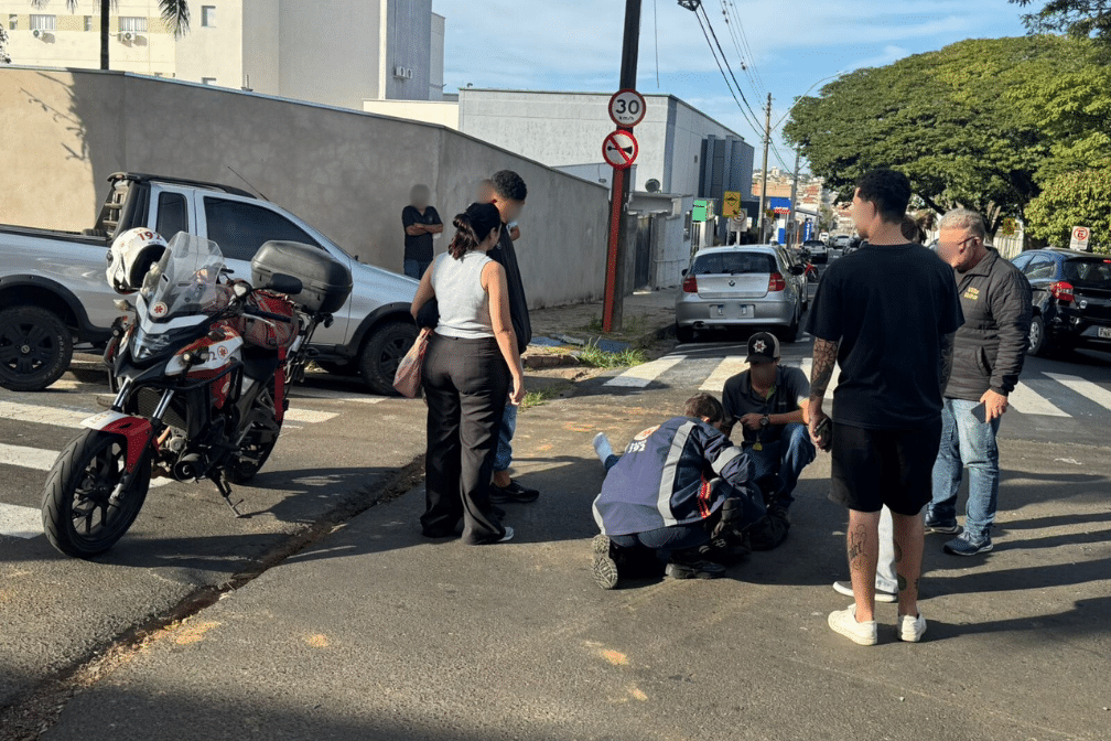 colisao carro moto