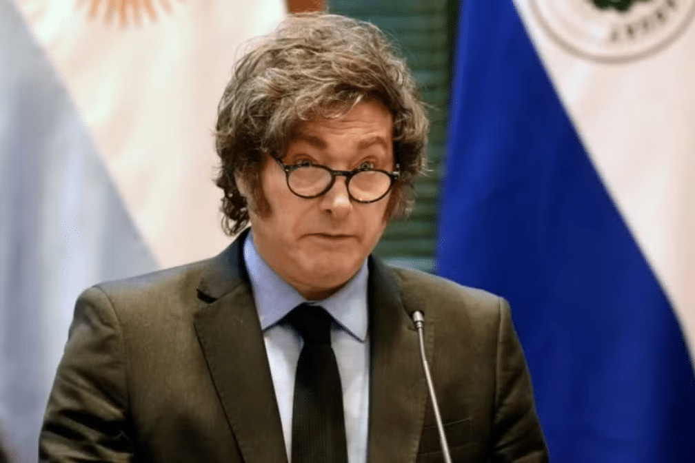 javier milei dolares