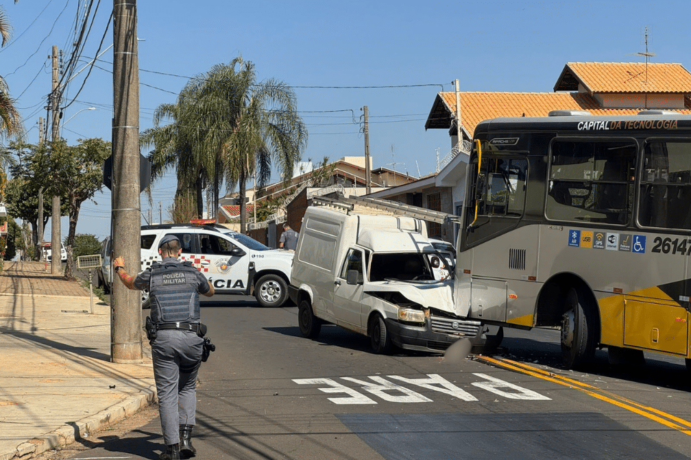 acidente carro oninus