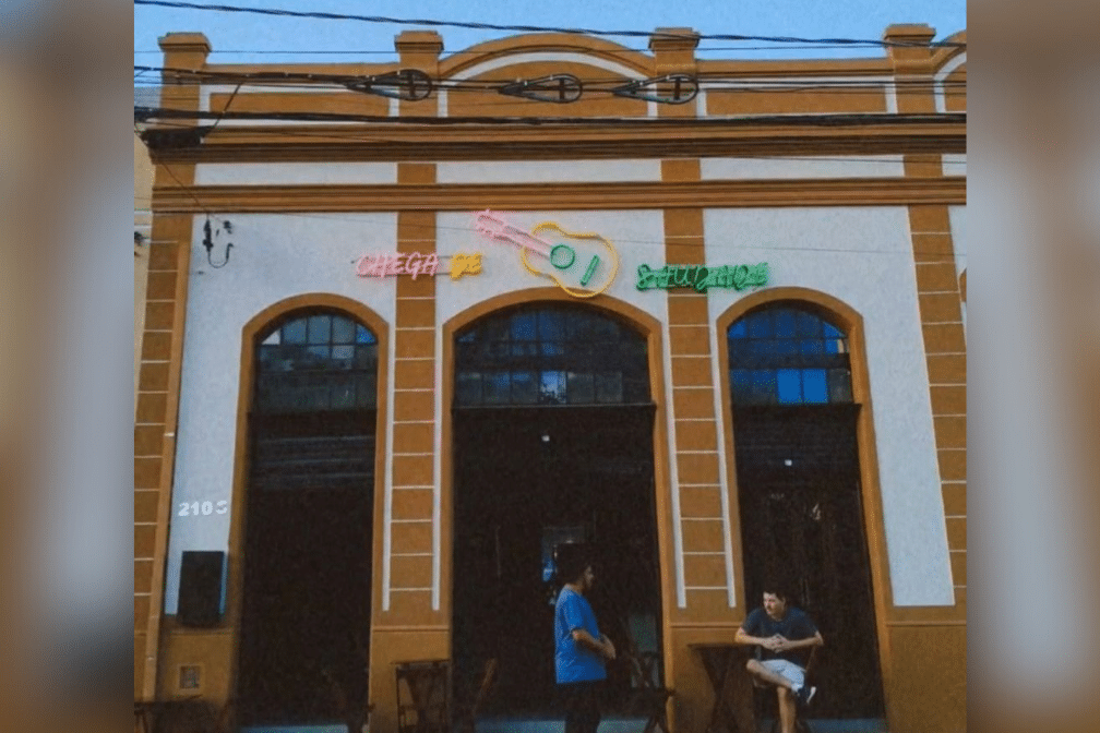 bar saudade
