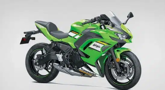 Ladrão furta Kawasaki Ninja 650 cilindradas no CDHU 2 2025 kawasaki ninja 650 krt