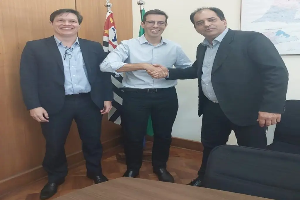 Vereador Sérgio Rocha comemora conquista da escola cívico-militar em São Carlos 4 775302b2 c038 402c a1b7 df92d47a7a13
