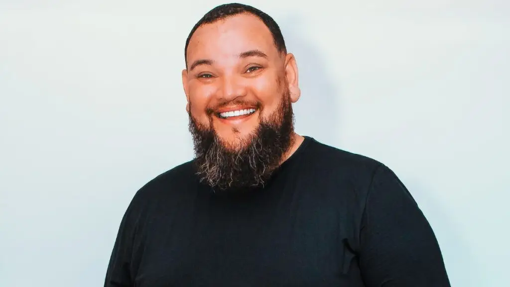 Teatro GT traz o humorista Rafael Aragão para única apresentação em São Carlos 4 viver 2025 07 08T143955.671