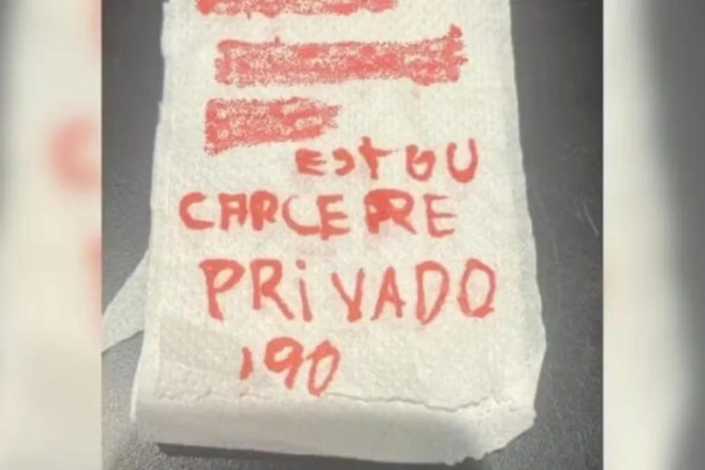 História de cinema: mulher usa bilhete em papel higiênico para escapar de cárcere privado 4 agressao