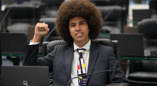 O pau quebrou: Deputado do PT se envolve em briga de rua no centro de Curitiba 4 pt 1