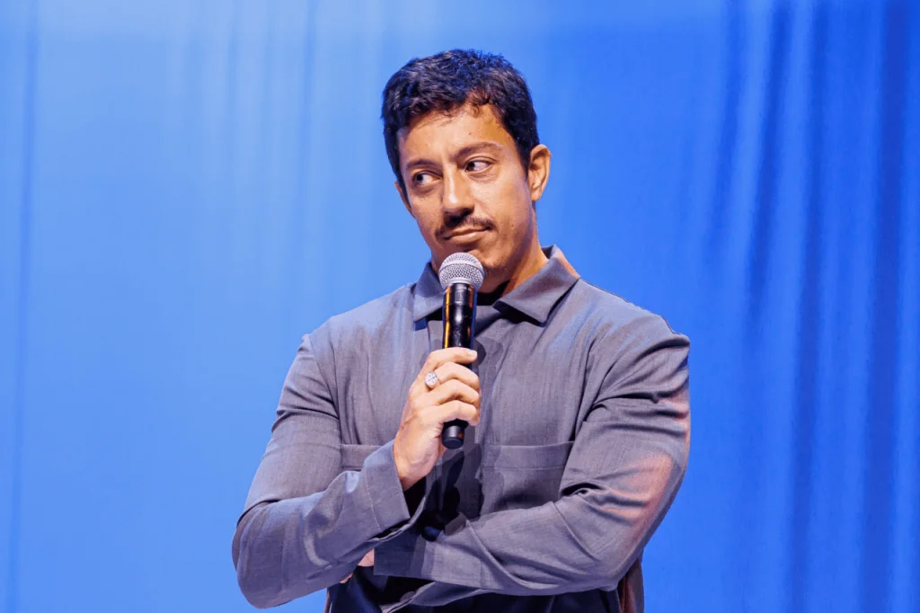 Renato Albani chega a São Carlos com novo show “A Ignorância é uma Dádiva” 4 unnamed 3 1280x853 1