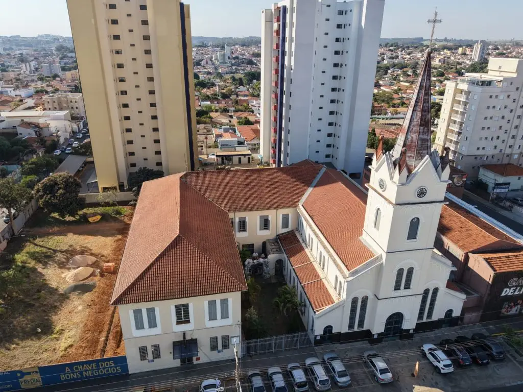 Domingo terá sol entre nuvens e chuva rápida em São Carlos 4 IGREJA SAO SEBASTIAO 2