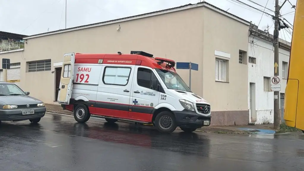 Motociclista sofre acidente e fratura grave no tornozelo 4 IMG 20260130 WA0175