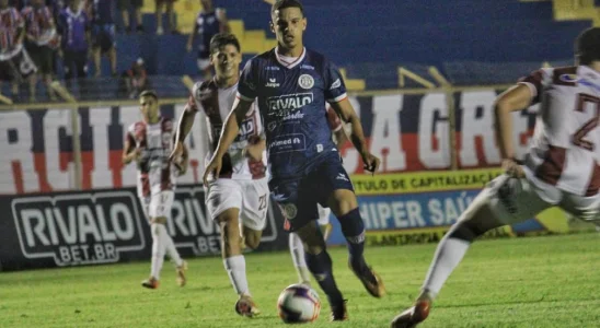 Grêmio São-Carlense se recupera, vence em casa e sobe para a 4ª colocação na Série A4 2 gremio