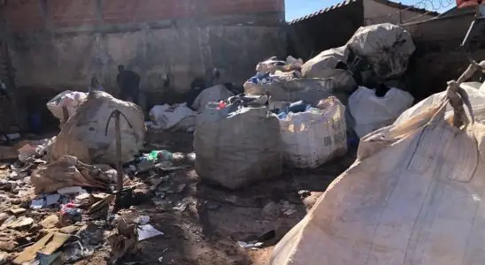 Operação conjunta fiscaliza depósitos de sucata em São Carlos 1 viver 12 3