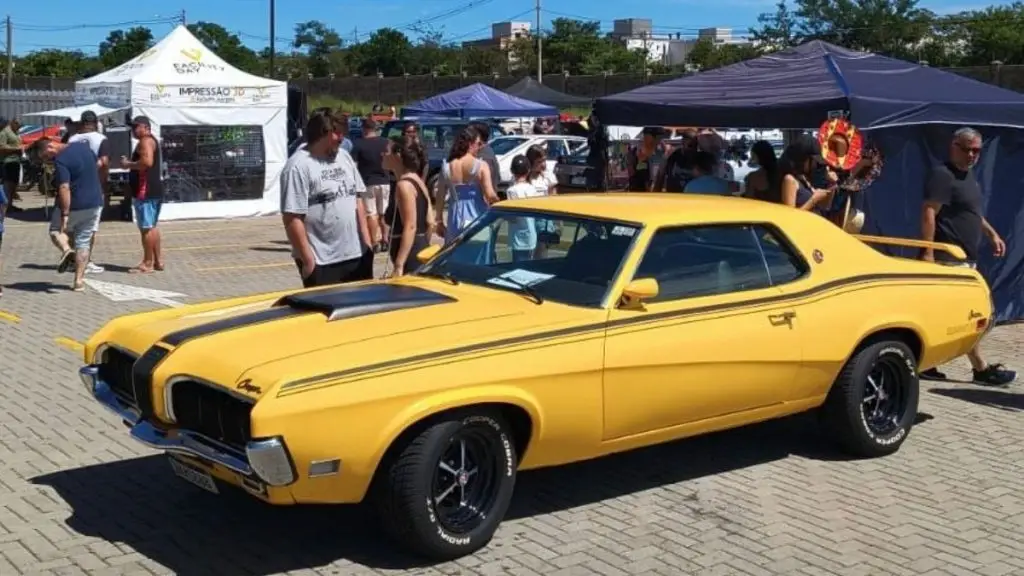 Encontro de carros antigos reúne público, nostalgia e arrecada alimentos para entidade em São Carlos 4 viver 49 1