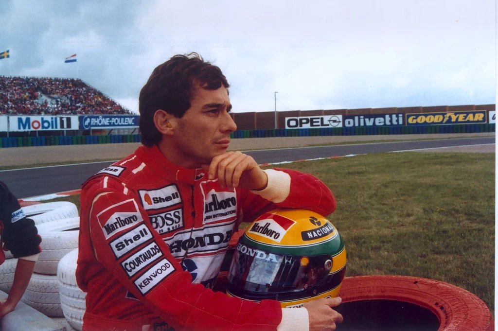 Ayrton Senna é oficialmente reconhecido como Herói da Pátria 4 image 89