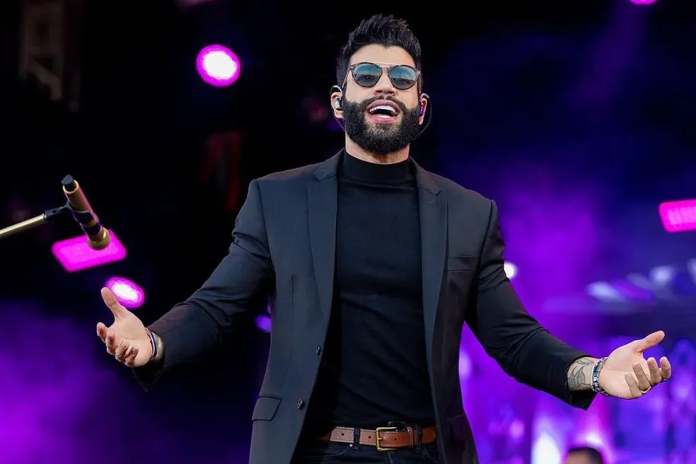Gusttavo Lima é condenado a pagar R$ 149 mil por número de celular citado em música 4 image 69