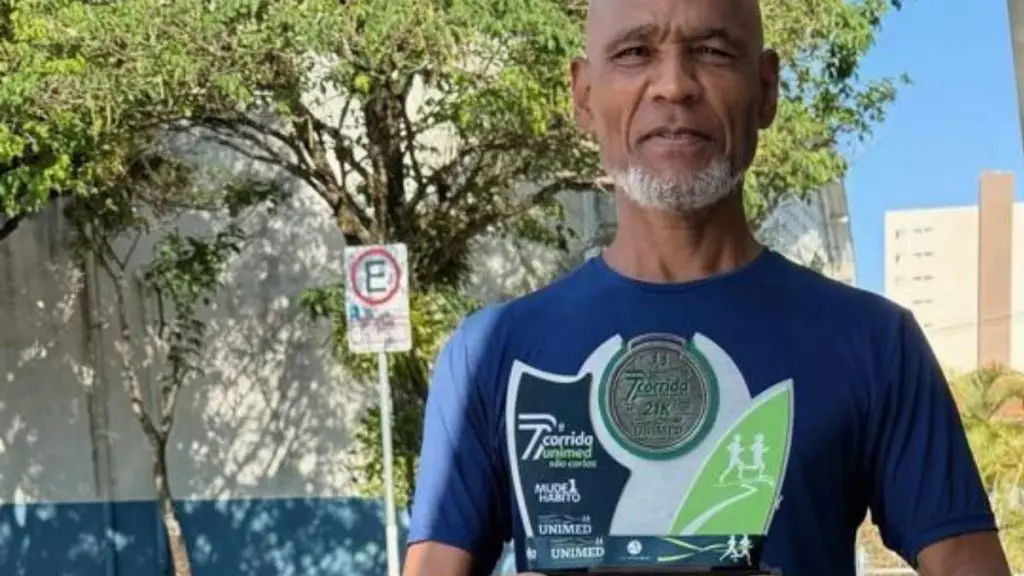 Aluno da Fesc, aos 67 anos, conquista 2º lugar na Meia Maratona Unimed São Carlos 4 Design sem nome 6 6