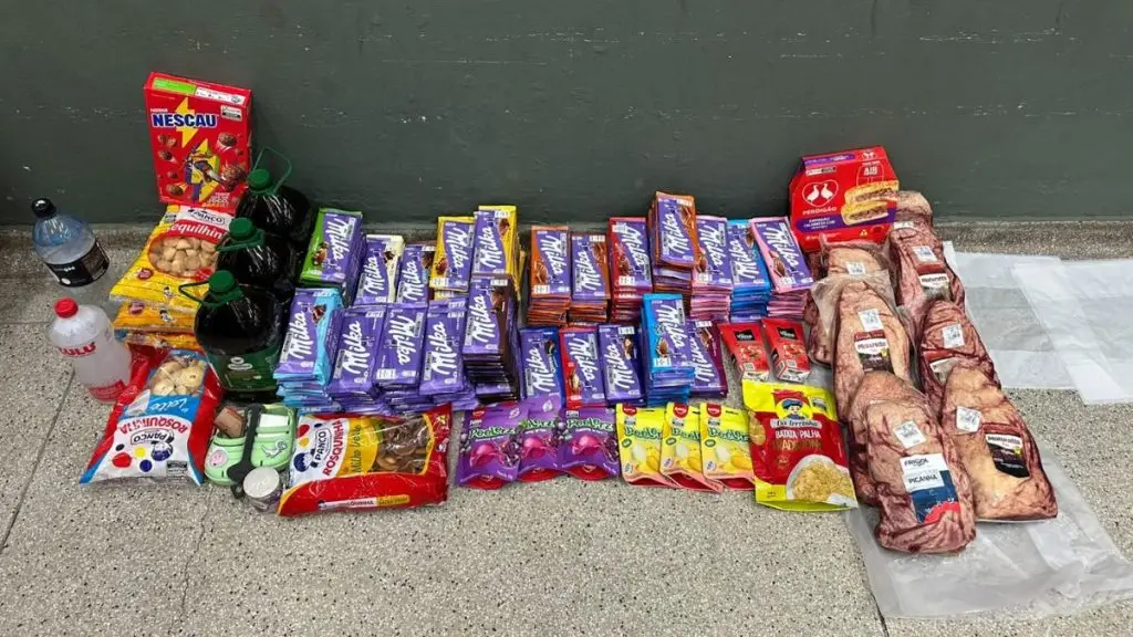 PM recupera mais de R$ 6 mil em mercadorias furtadas de supermercado em Brotas 4 Pagina 49