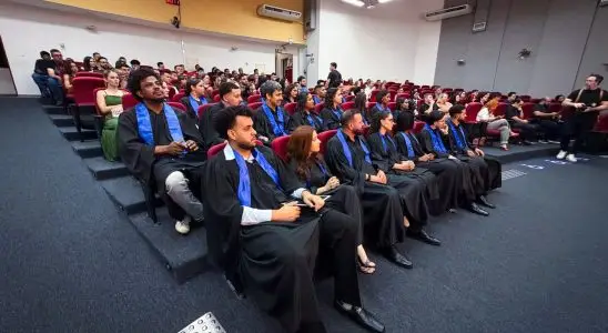 Tecnólogos em Gestão Empresarial e Gestão de Recursos Humanos se formam pela Fatec São Carlos 2 WhatsApp Image 2026 09 12 at 10.01.21